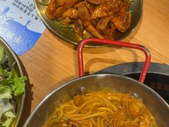 -肥肥虾庄·金牌油焖大虾(杨园滨江时代walk店)