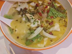 -小六鱼你.下饭酸菜鱼(益田假日广场店)