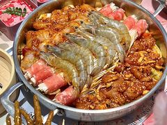 -黄记煌三汁焖锅(新佳丽江汉路店)