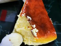 -红宝石·鲜奶小方·海派西点房(南丹店)