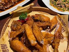 -前海沿·青岛菜(大拇指广场石老人店)