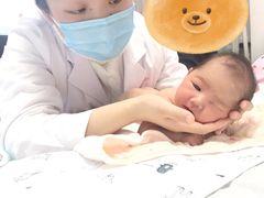-萧乐母婴·住家月嫂·育婴师