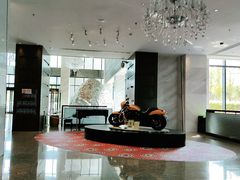 -上海虹桥西郊假日酒店