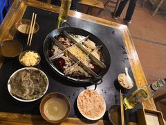 -苟味道老火锅(黄桷坪店)