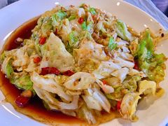 酸辣包菜-虎虎龙虾大排档(双井店)
