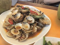-班赞海鲜市场胖阿姨加工点