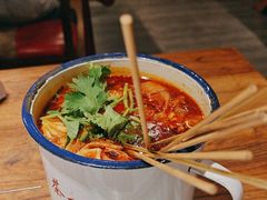 茶缸肚-小核桃品质串店(世茂大道店)