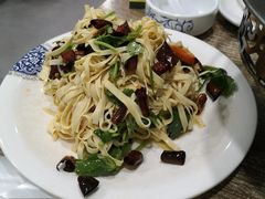 炝拌干豆腐-吃不够开口馅饼店(小西路店)