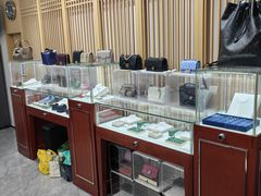 -吉吉吉名品二手奢侈品名表名包回收(静安店)