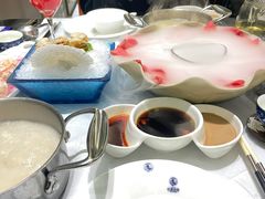 -红鼎豆捞·非遗鲍皇汤火锅(宝丰路店)