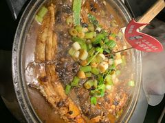 -辣尚瘾·烤鱼·新川菜(牡丹园直营店)