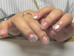 -UGIRL有个美甲