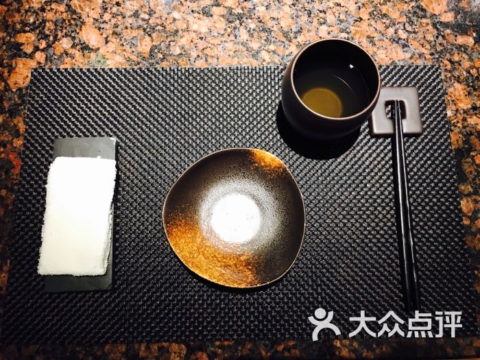 花隐日式怀石料理(上海五角场店)餐具摆设图片 - 第1张