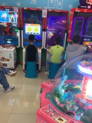 -莫莉幻想儿童乐园(武汉金银潭永旺店)