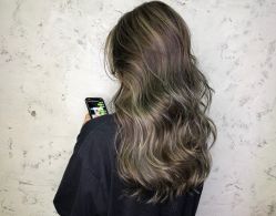 -SALON V