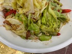 -湖南人家湘菜馆(镇江路店)