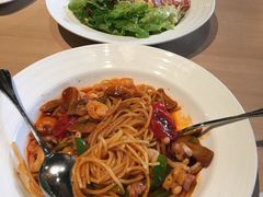 -必胜客(新中纬店)