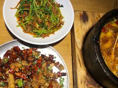 -胡马八破·川菜小馆(高新万达店)