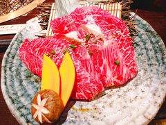 -山川小町·极番烧肉(新地假日广场店)