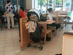 用餐区-德克士(武都2店)