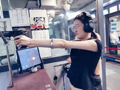 -都市枪神实弹射击俱乐部