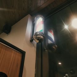 -MARTIN'S BARBER SHOP男士理发馆