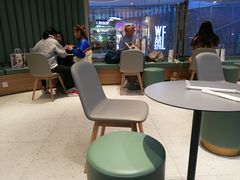 大堂-奈雪的茶(亨特国际广场店)