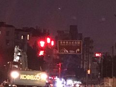 -7天连锁酒店(上海徐家汇龙华路地铁站店)