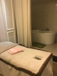 -悦芳庭美肤美体品牌集合店