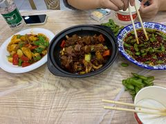 -江城燕子大排档(江汉路步行街店)