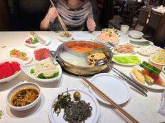 -周师兄大刀腰片火锅(洪崖洞旗舰店)
