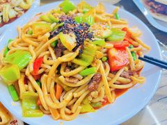 -陇上全荟兰州传统牛肉面(延吉路店)