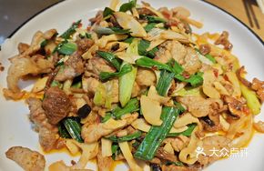 Salted Pork with Spicy Sauce