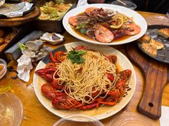 -老东镇啤酒屋海鲜加工·蒸汽海鲜·海鲜烧烤(台东店)