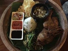 -Pundi Pundi Restaurant