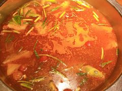 -野山舂·贵州现舂酸汤火锅(鸿通城店)