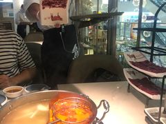 -左庭右院鲜牛肉火锅(浦江欢乐颂店)