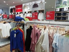 -优衣库(上海金桥国际商业广场店)