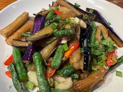 -柴窝堡22号辣子鸡·传承新疆菜