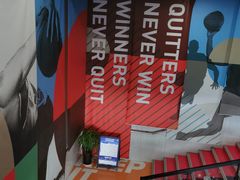 -莱茵体育生活馆