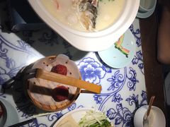 -卢大鲜鱼头捞饭(美利广场店)