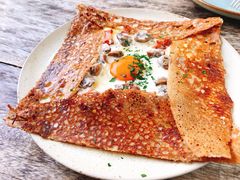 鸡蛋蘑菇熏肉荞麦可丽饼-RAC BAR(安福路店)