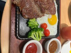 -菲滋意式餐厅(临海银泰店)