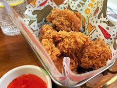 -Famous肥猫墨西哥音乐餐吧(五棵松华熙LIVE店)