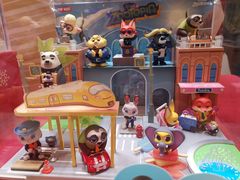 -泡泡玛特POPMART(蓝色港湾店)