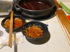 -钢管厂五区小郡肝串串香(奥克斯广场锦城万达店)