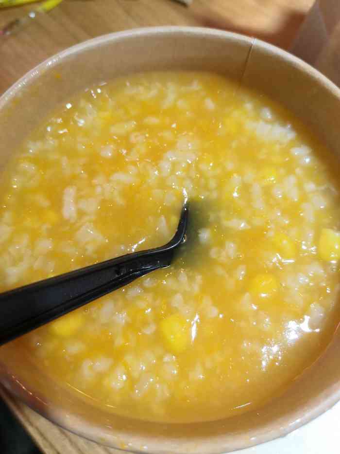 环境不错粥好喝包子非常好吃