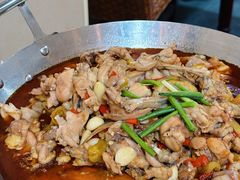 -昱龙大盆牛蛙馆(三兴街总店)