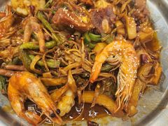 -徐记小怪兽肉蟹煲(中央大街店)