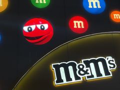 -m豆巧克力世界(上海世茂广场店)